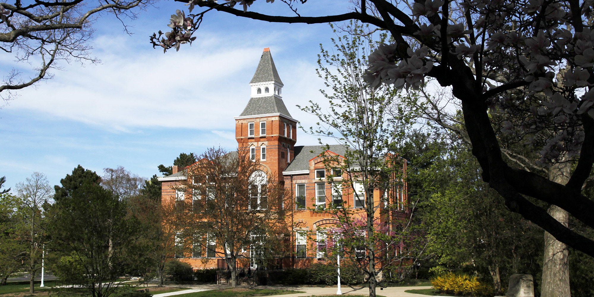 You are currently viewing 2017 Alumni Board Faculty & Student Awards